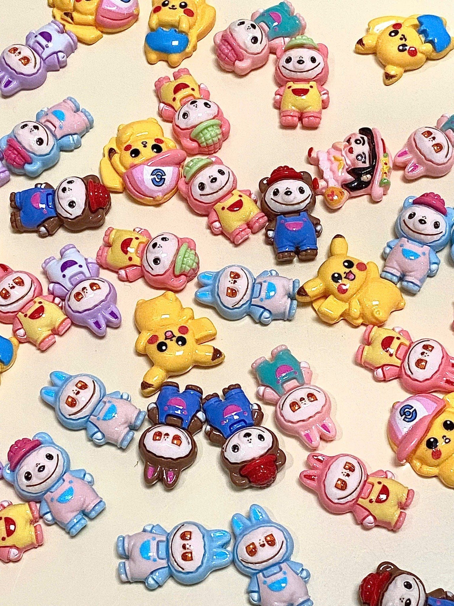  jibbitz 3D đá cứng size vừa gắn dép Dinas 