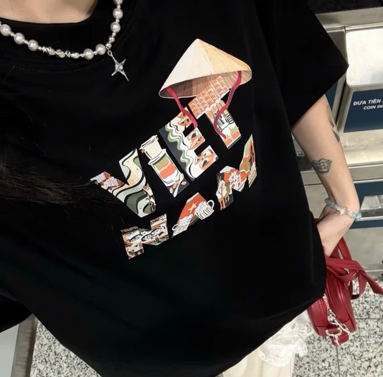  Áo thun unisex Hello Việt Nam 
