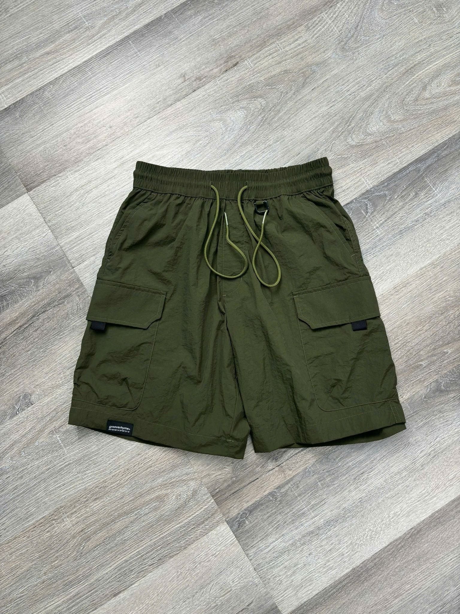  Quần short vải dù nam 