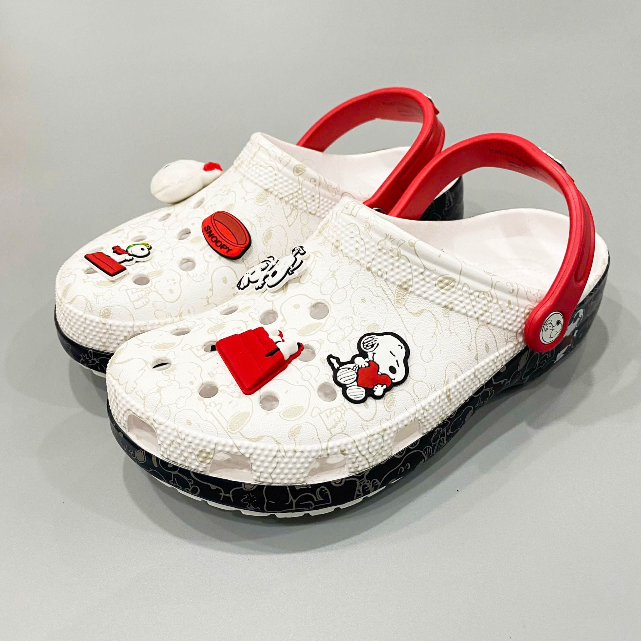 Sục Clog Dinas Unisex Classic Peanuts Xuất Khẩu Nam Nữ 