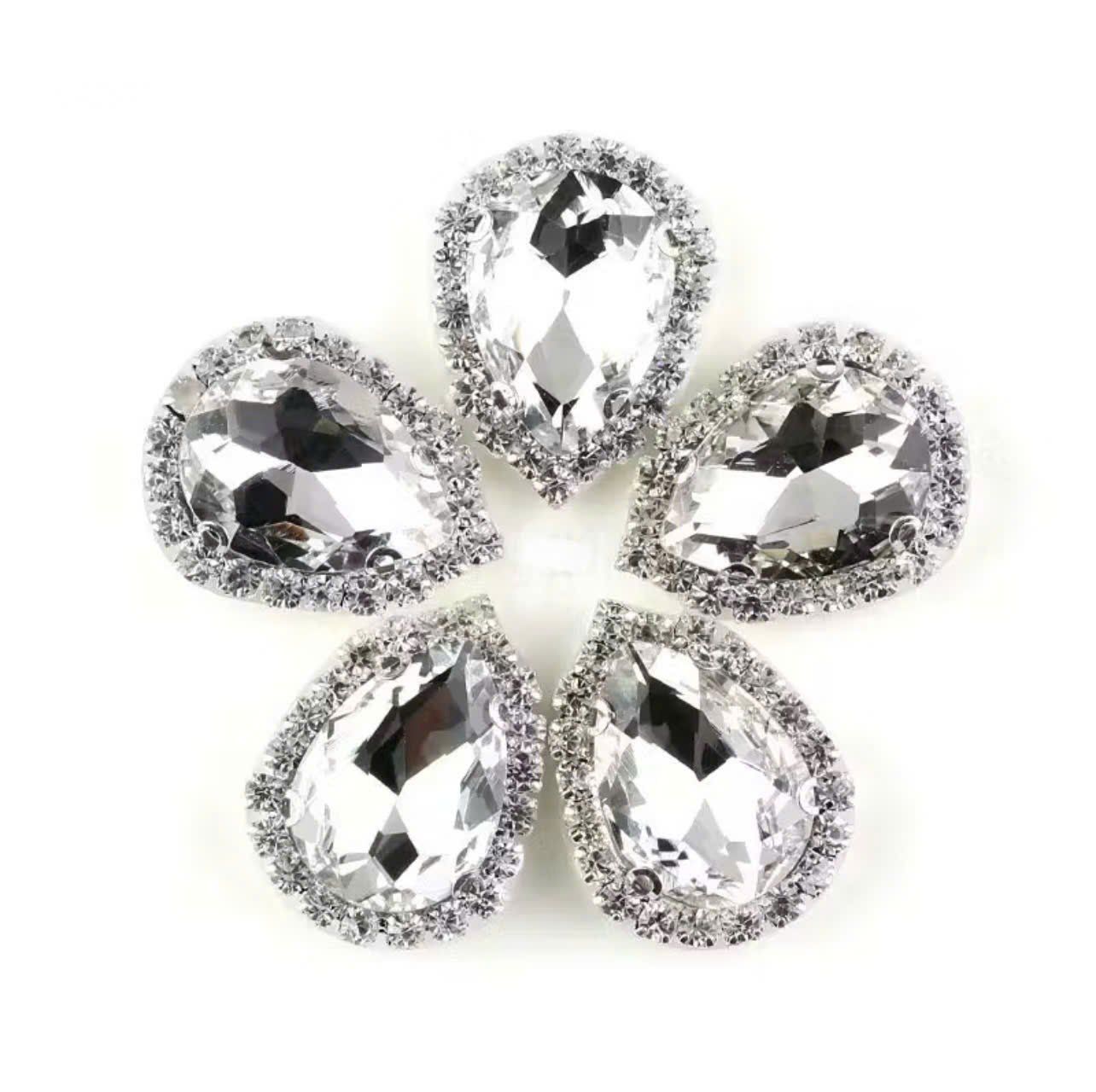  Jibbitz charm cross đá hình giọt nước đính kim cương 