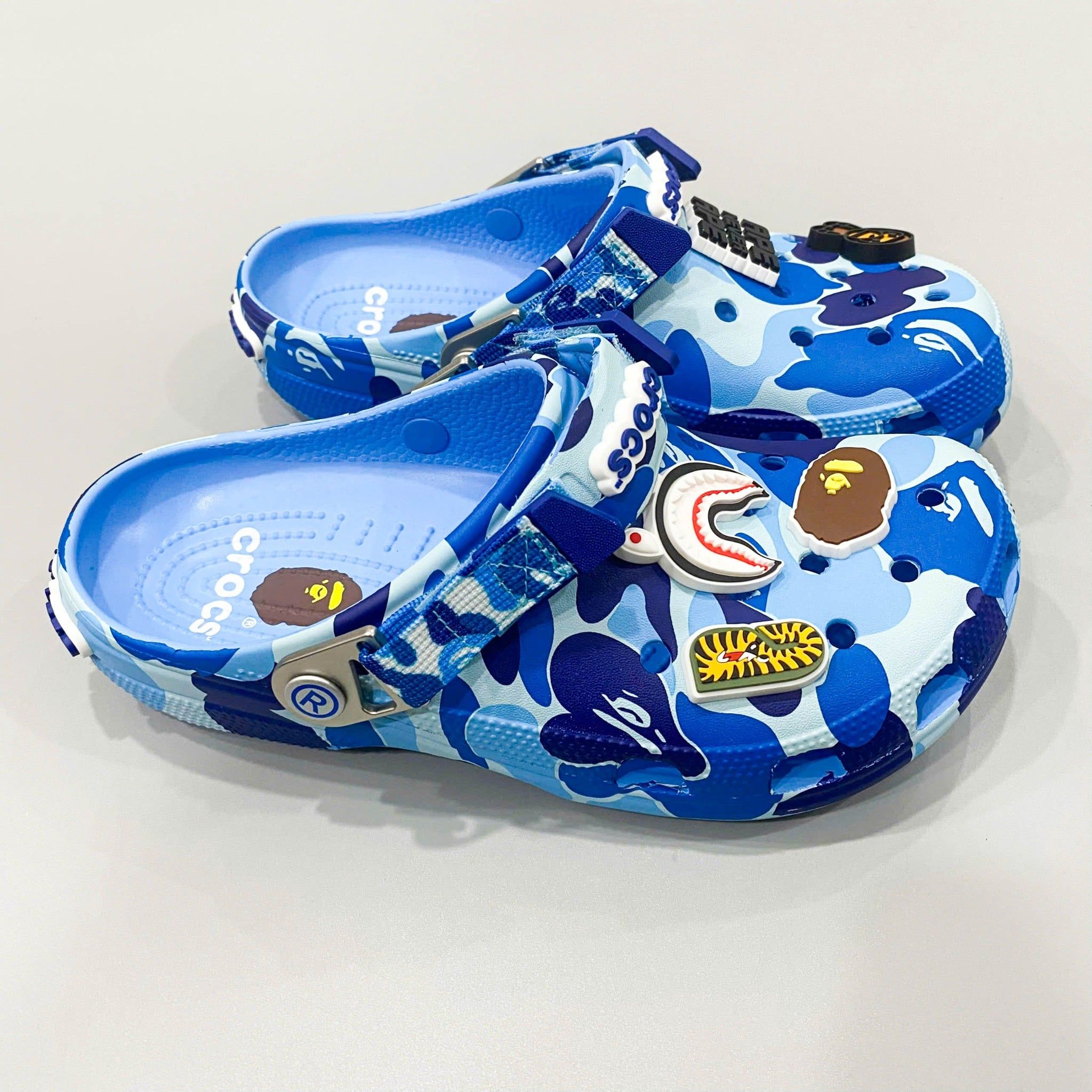  Dép sục dinas classic bape quai nhôm trẻ em 