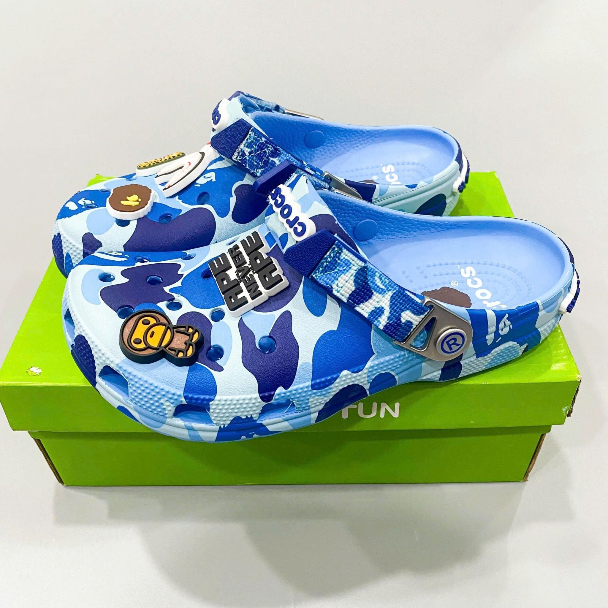  Dép sục Dinas Classic Bape Ape Camo quai sắt nam nữ 