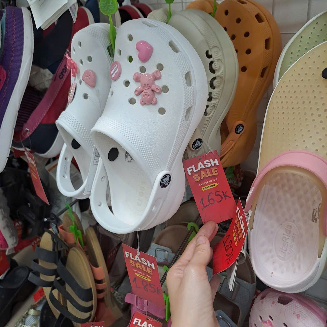  Thanh lý giày dép nam nữ, trẻ em hàng trưng bày SG 