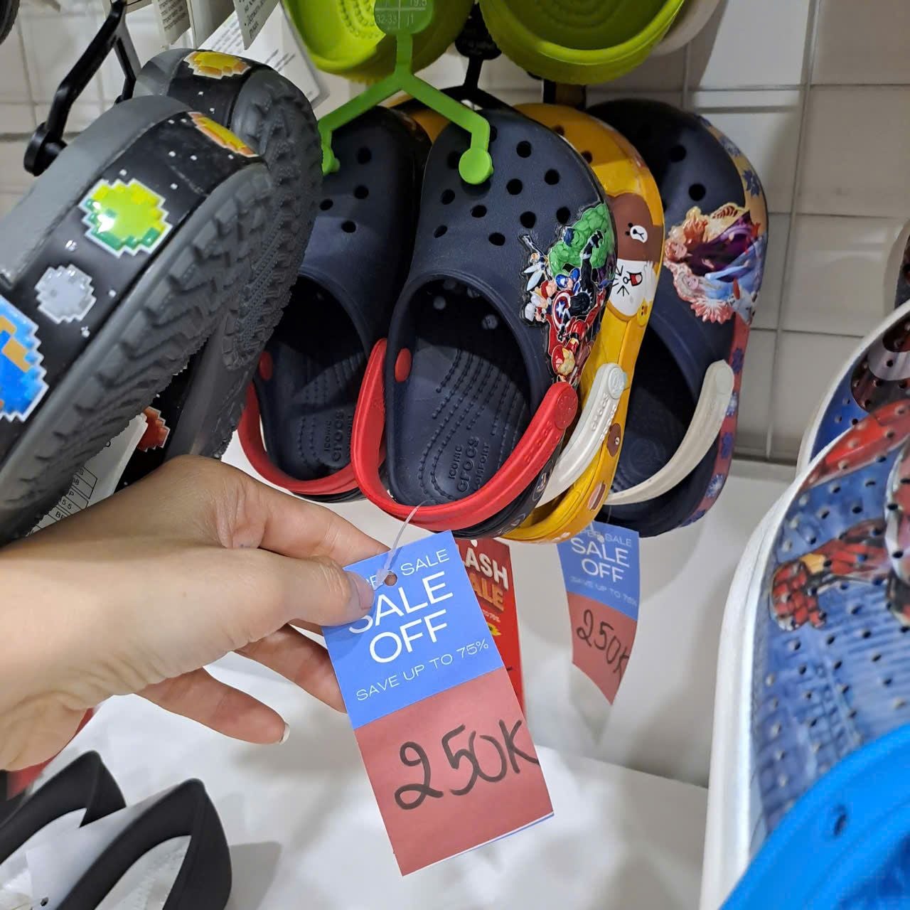  Thanh lý giày dép nam nữ, trẻ em hàng trưng bày SG 