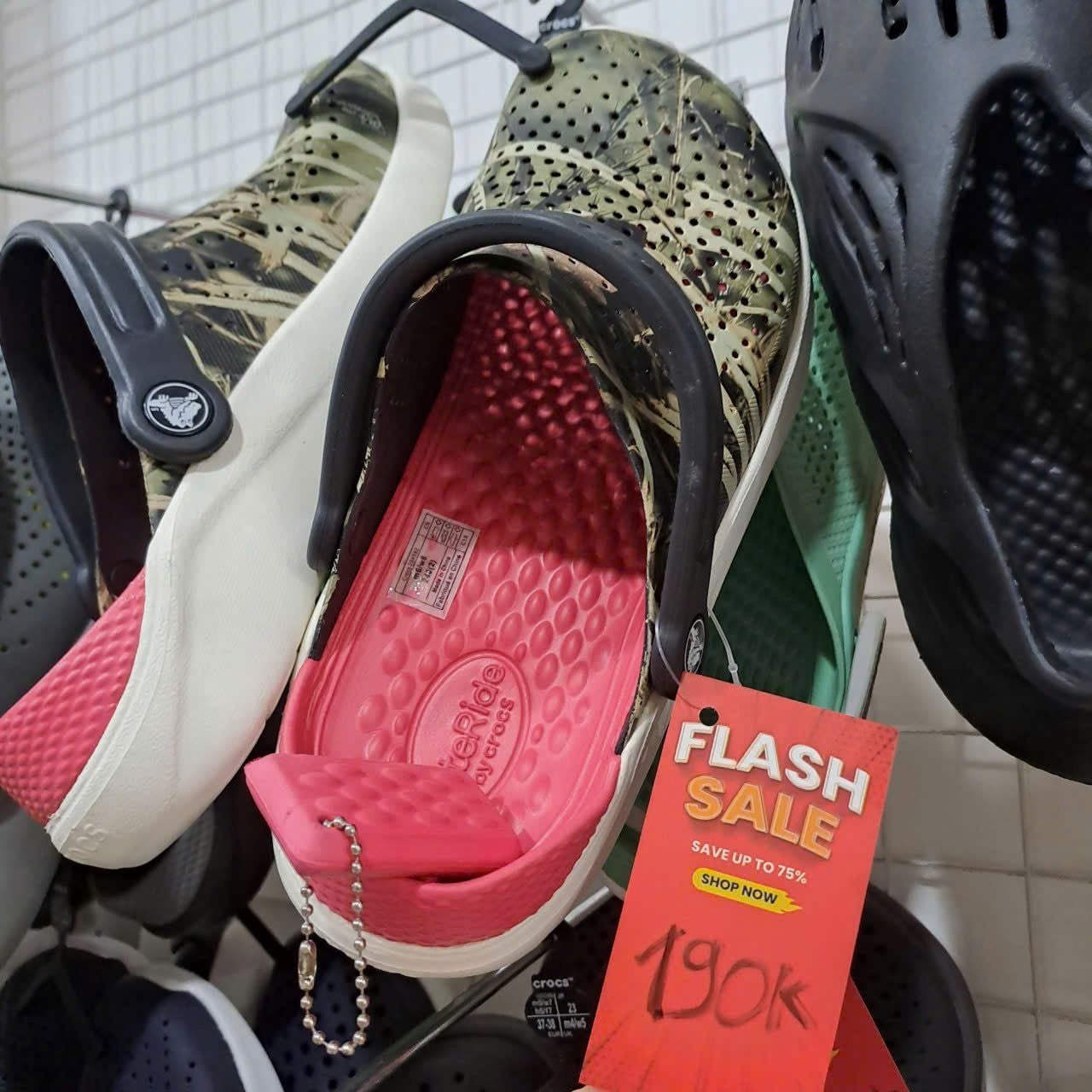  Thanh lý giày dép nam nữ, trẻ em hàng trưng bày SG 