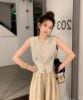  Áo khoác gile nút kim loại nữ 
