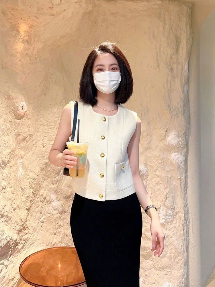  Áo khoác gile nút kim loại nữ 