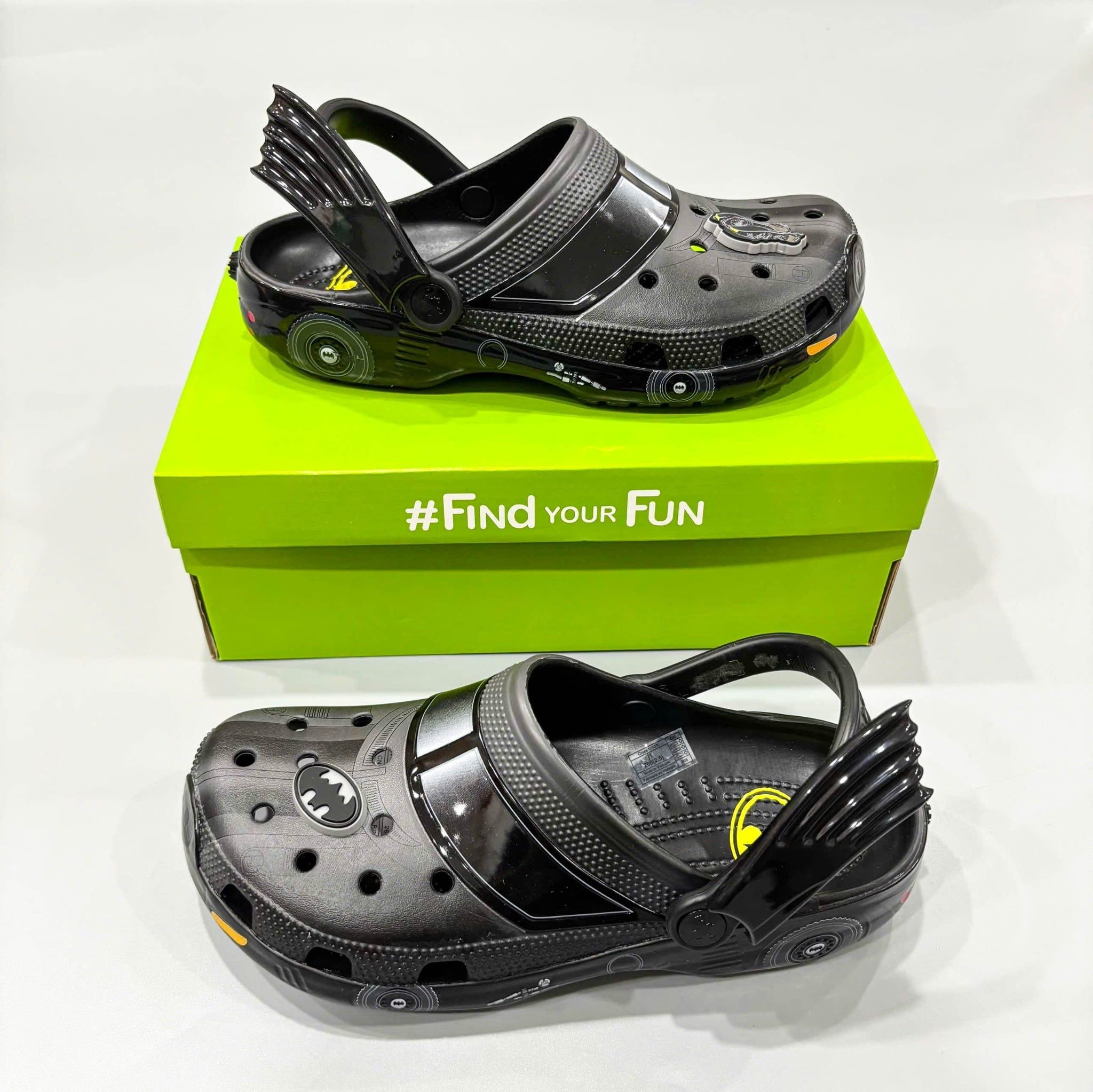  Dép sục Dinas Classic Clog Batman Batmobile nam nữ xuất khẩu 