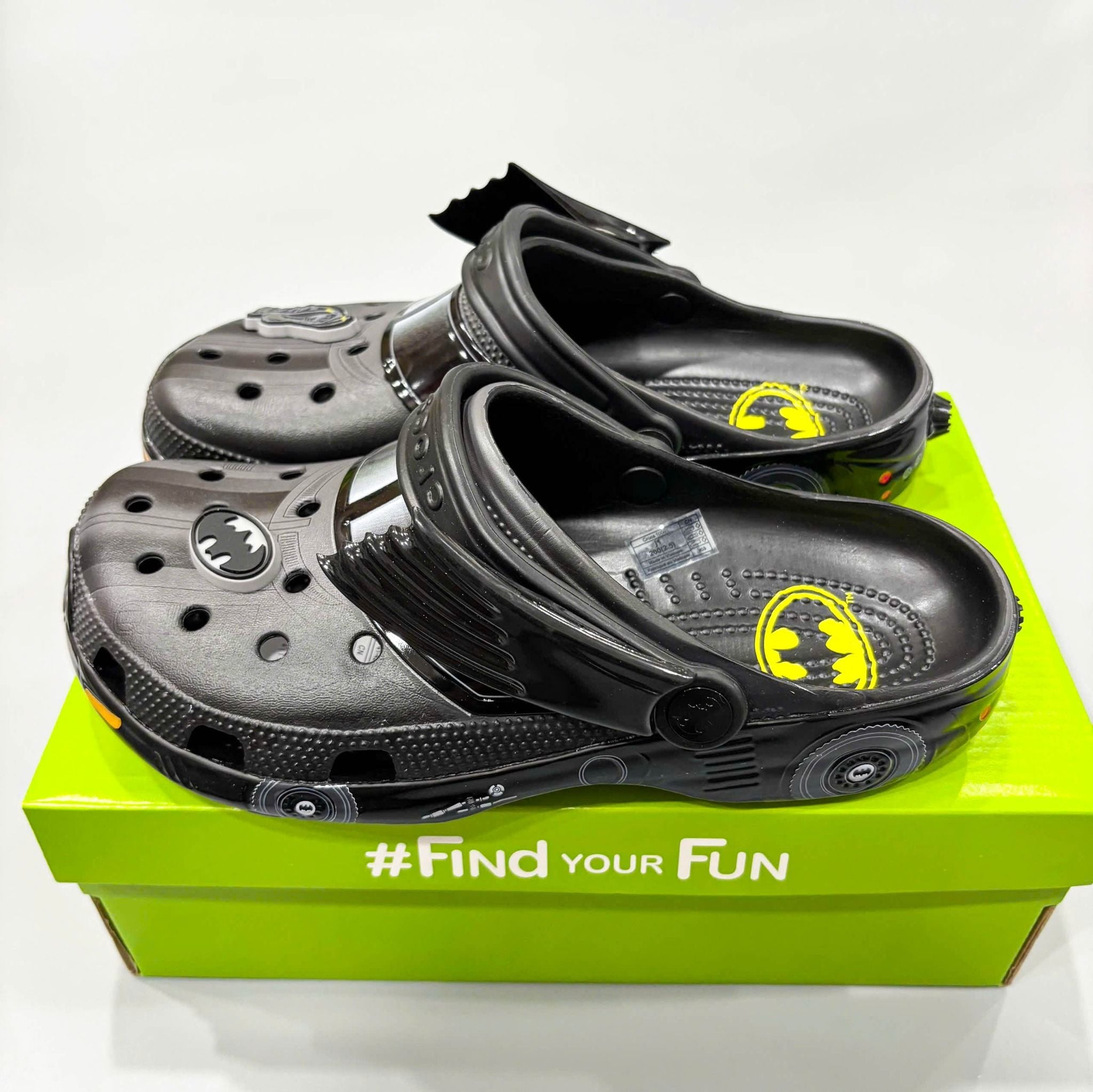  Dép sục Dinas Classic Clog Batman Batmobile nam nữ xuất khẩu 