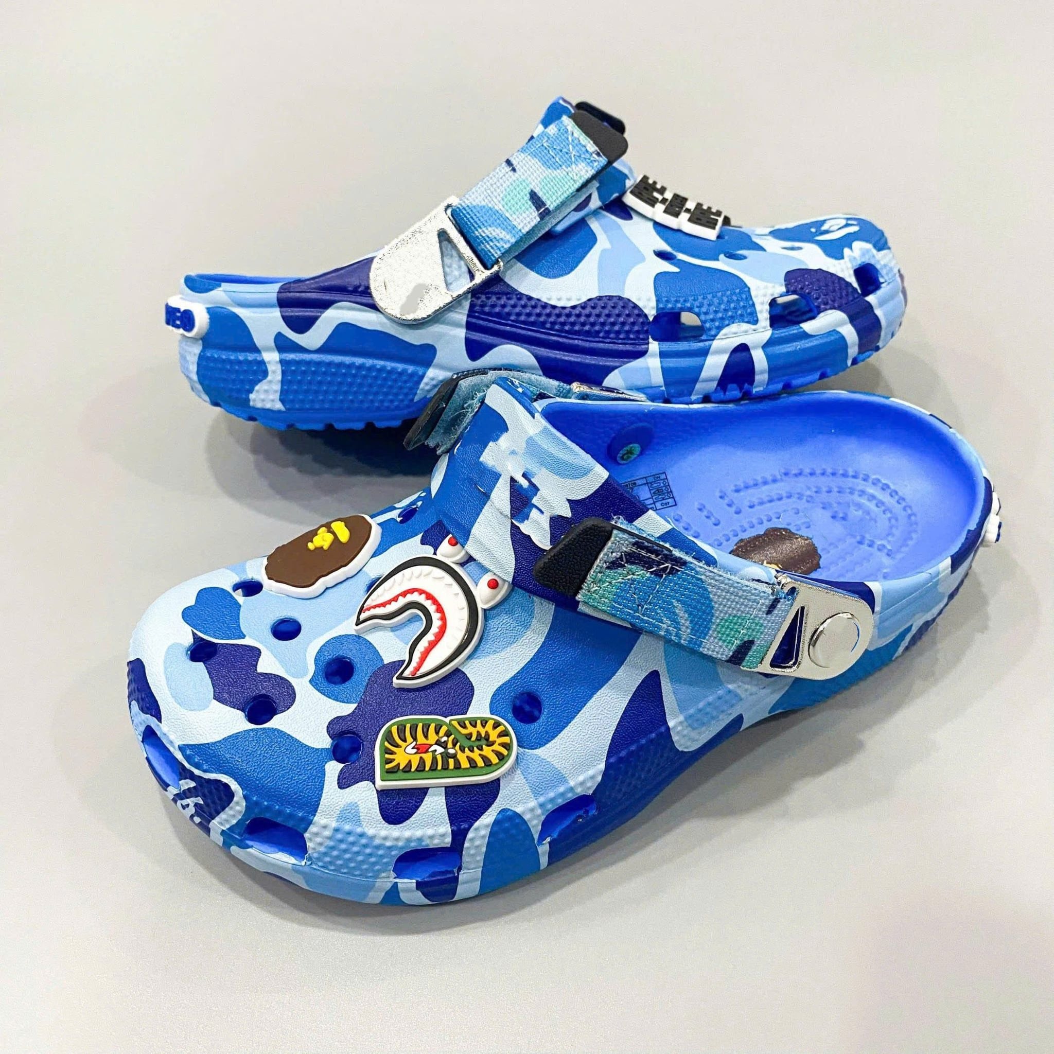  Dép Sục Dinas Classic Bape Quai Nhôm Trẻ Em 