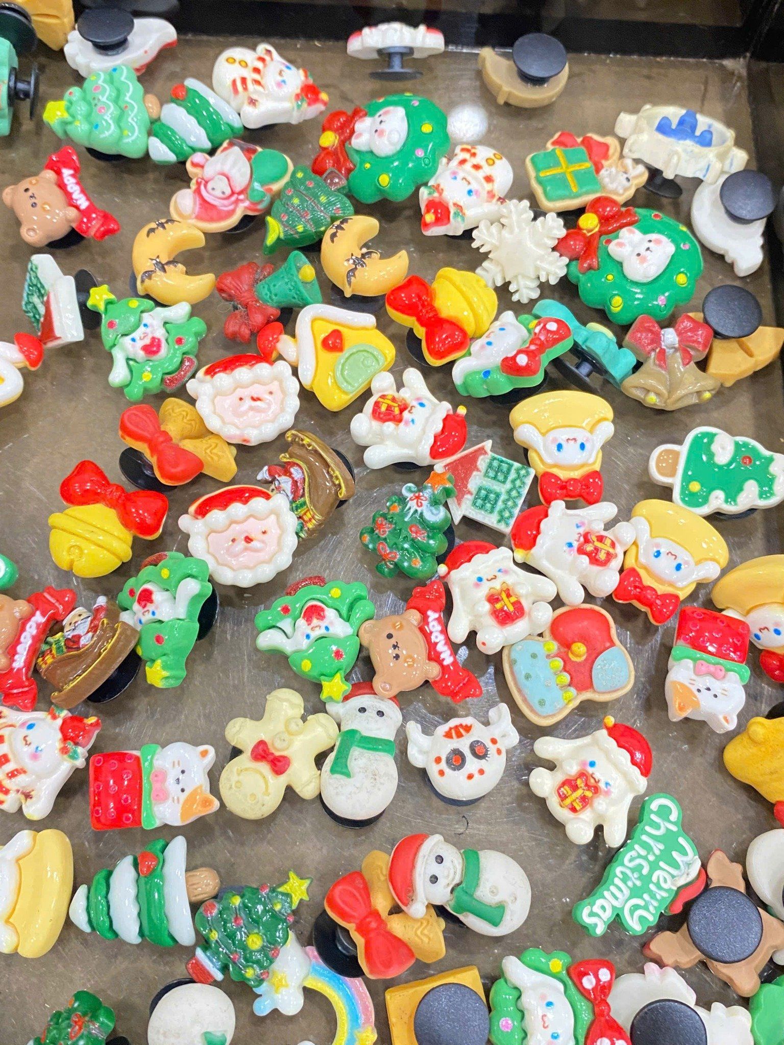  Jibbitz charms 3D xịn noel, giáng sinh gắn dép 