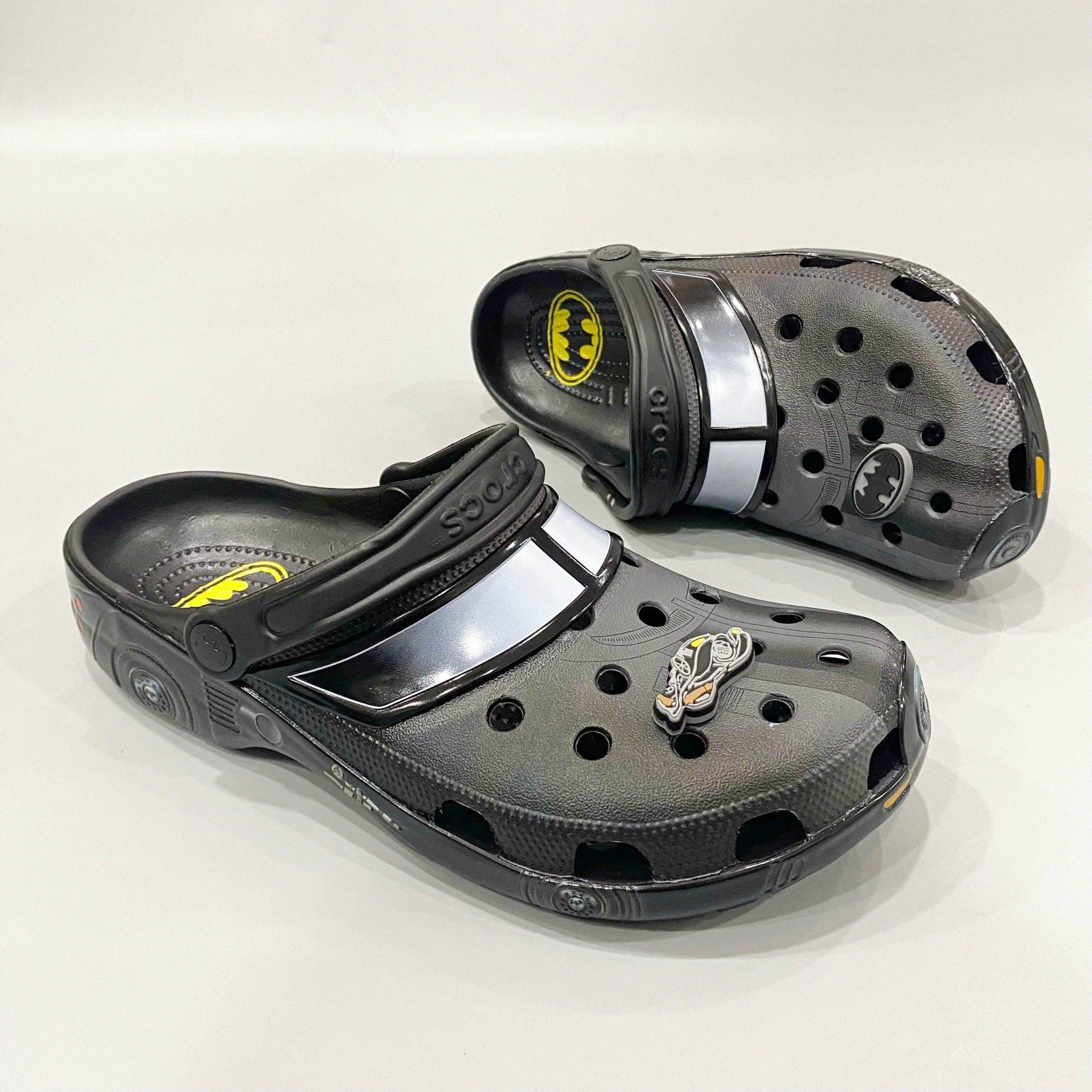  Dép sục Dinas Classic Clog Batman Batmobile nam nữ xuất khẩu 