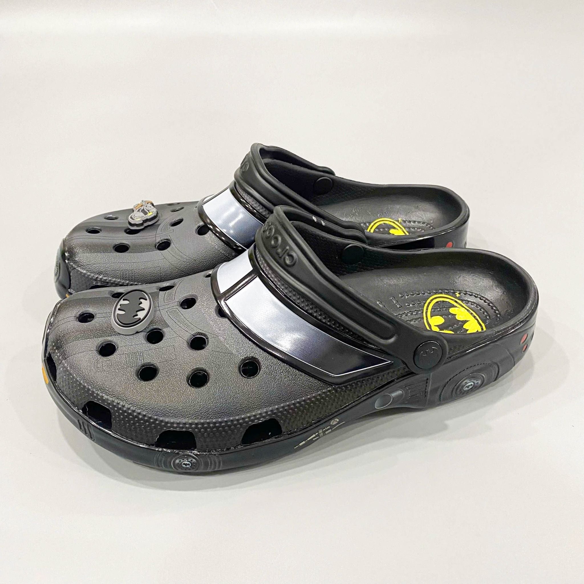  Dép sục Dinas Classic Clog Batman Batmobile nam nữ xuất khẩu 