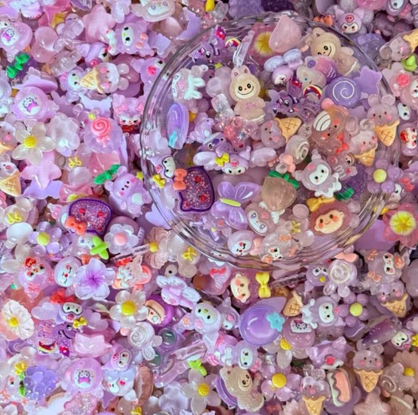  Jibbitz 3D nhỏ trong suốt nhiều màu dễ thương 