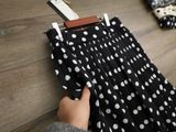  Chân váy xếp ly chấm bi nữ 