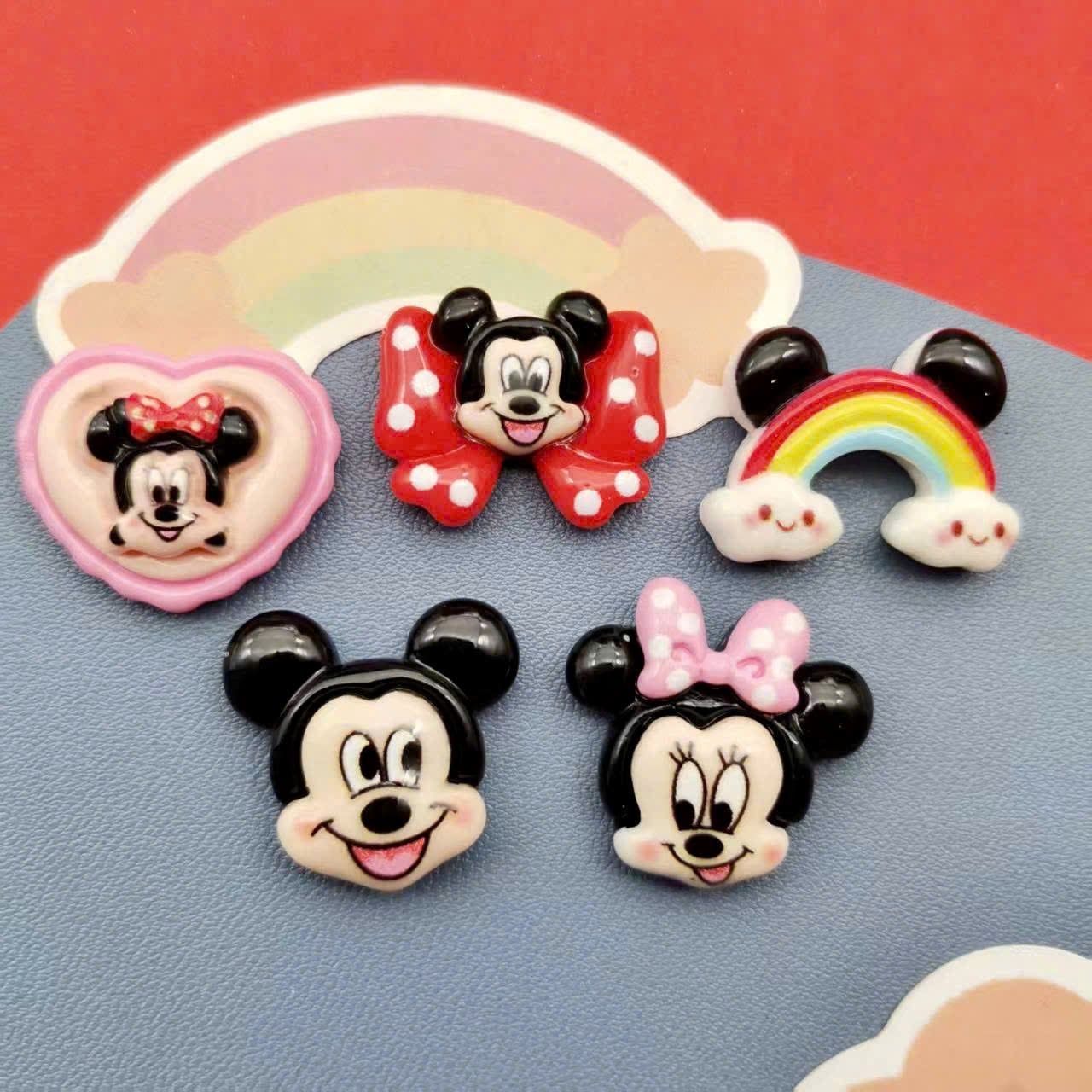  Jibbitz charm sticker Mickey & Friends gắn dép sục 