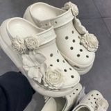  Set charm jibbitz hoa trà gắn dép Dinas 