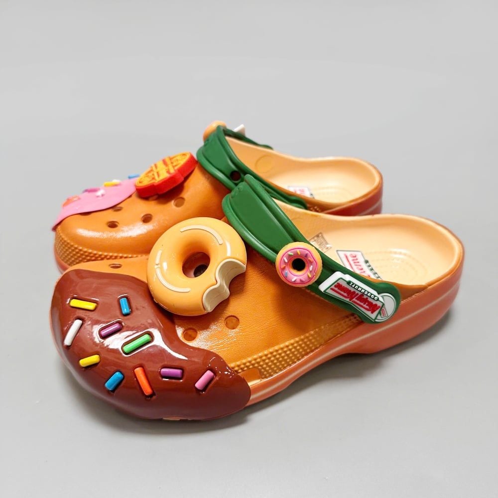  Dép sục Dinas classic Clog Bánh Donut Trang Trí Charm Ngộ Nghĩnh - Siêu Cute 