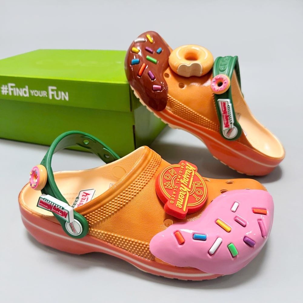  Dép sục Dinas classic Clog Bánh Donut Trang Trí Charm Ngộ Nghĩnh - Siêu Cute 
