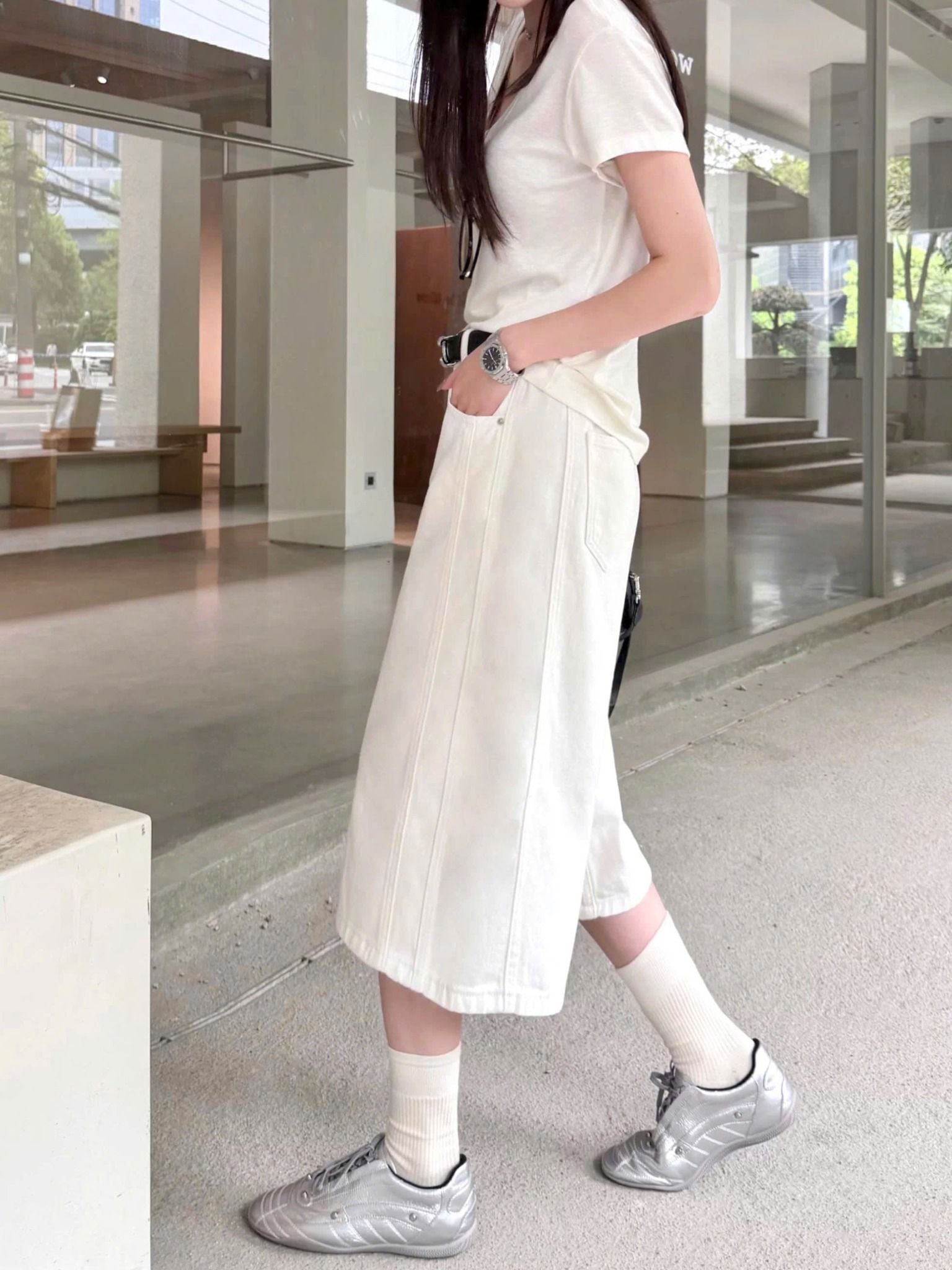  Quần jean ngố màu trắng nữ 