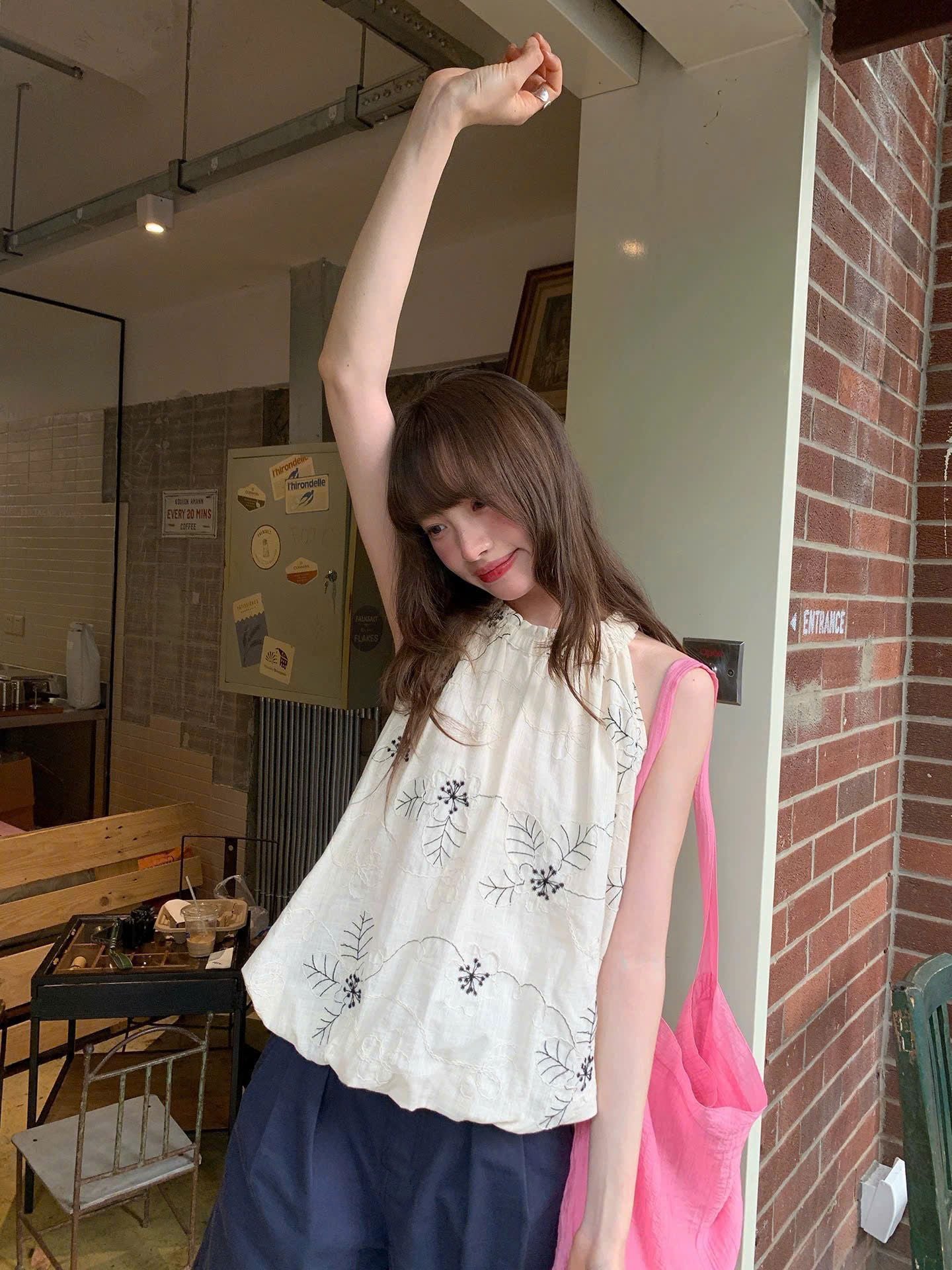  Áo yếm nữ dáng bí 