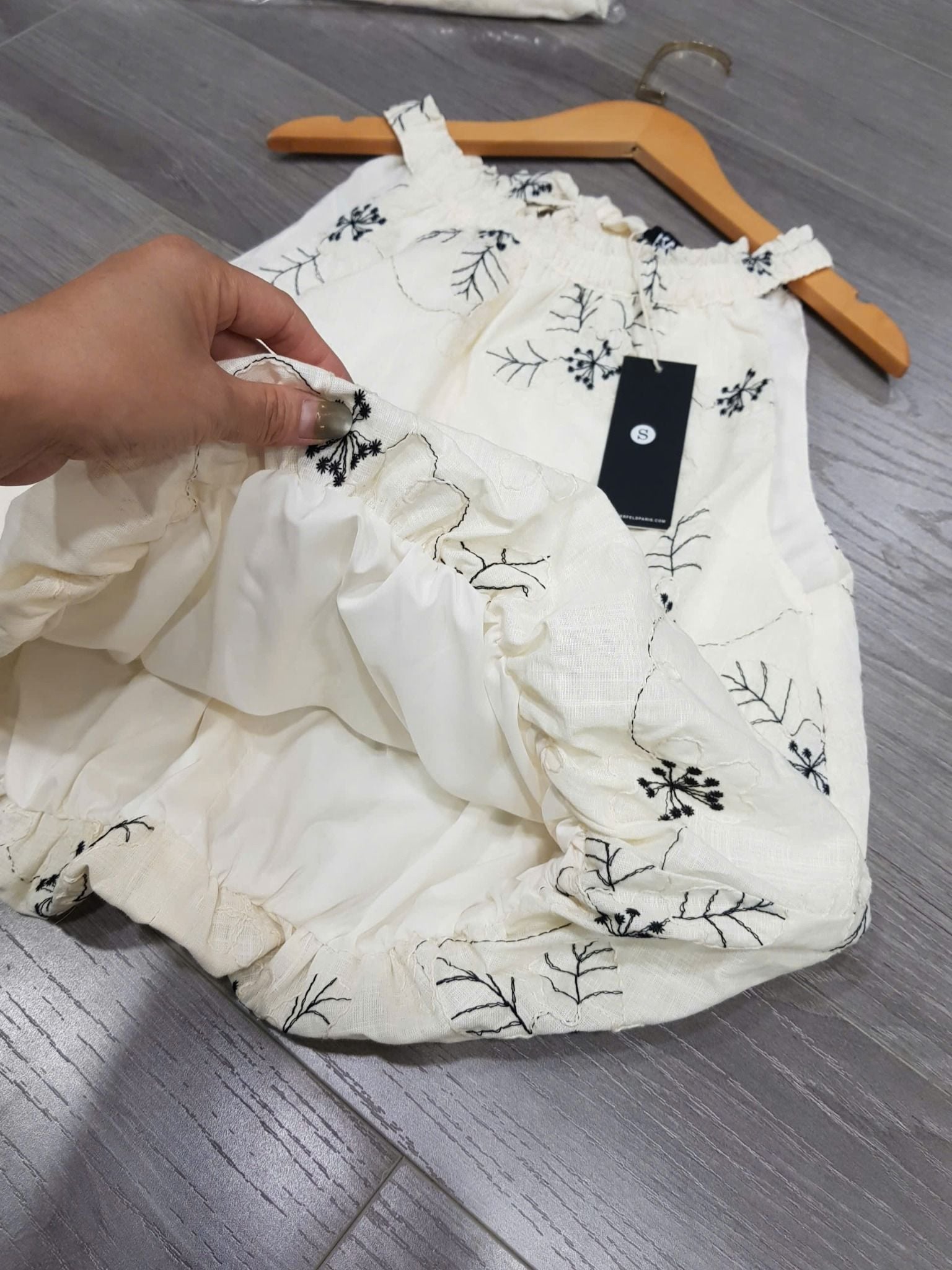  Áo yếm nữ dáng bí 