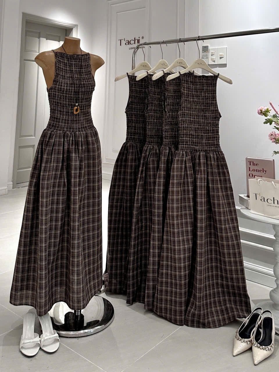  Đầm Nữ Maxi Caro Nâu Ba Lỗ Nhúng Thân Dáng Dài 