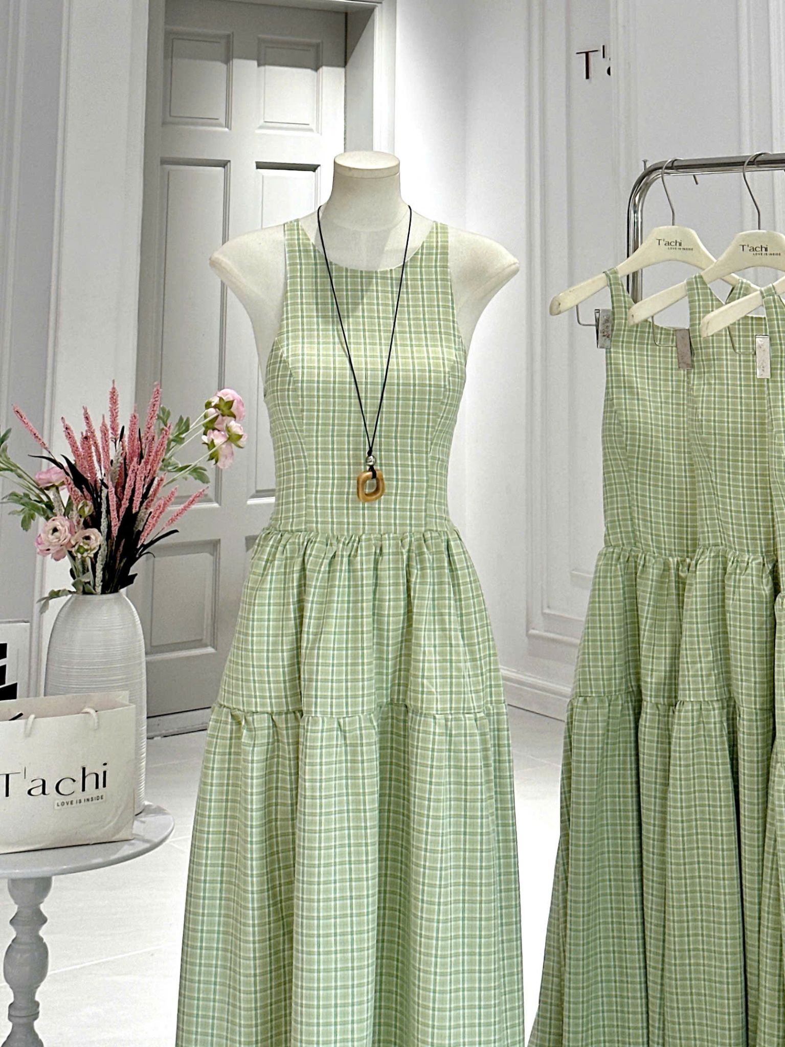  Đầm Nữ Maxi Caro Xanh Dáng Dài Hở Lưng Đan Dây 