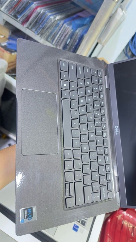 DELL LATITUDE 7320| Core i7-1185G7| RAM 16GB| NVME 256GB| 13.3 FHD ( Laptop Cũ Nhập Khẩu Mỹ)