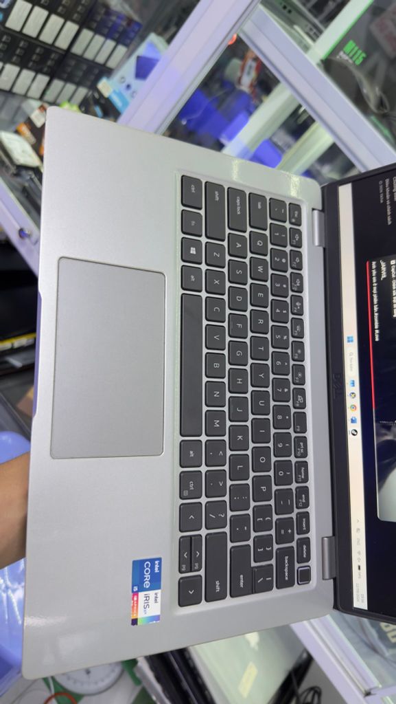 DELL LATITUDE 5420| Core Core i5-1135G7| Ram 16GB| NVME 512GB| 14 inch Full HD ( Máy có spa vỏ cho đẹp)