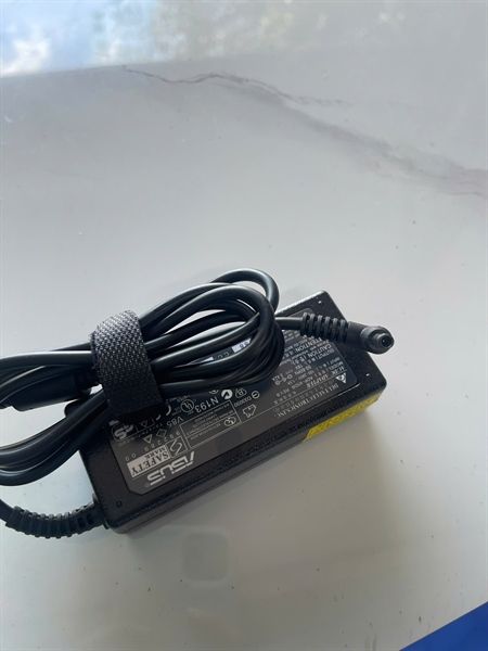 Sạc Asus 19V-3.42A Kim Nhỏ Zin - Bh 12 tháng