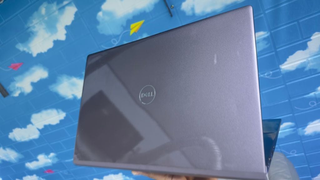 Dell Vostro 5402| Core i7-1135G7| Ram 16GB| NVME 256GB| 14inch Full HD