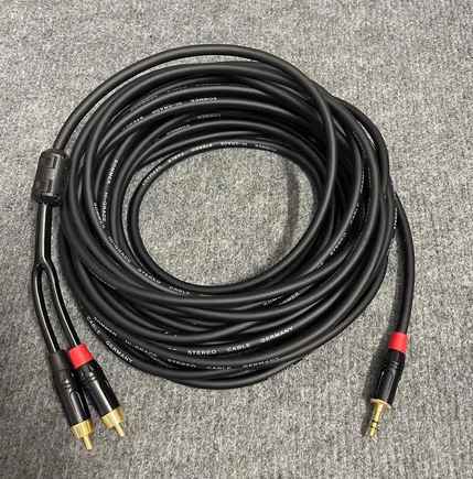 Dây loa 1 đầu 3.5mm ra 2 đầu AV (Bông sen đực) dài 5m