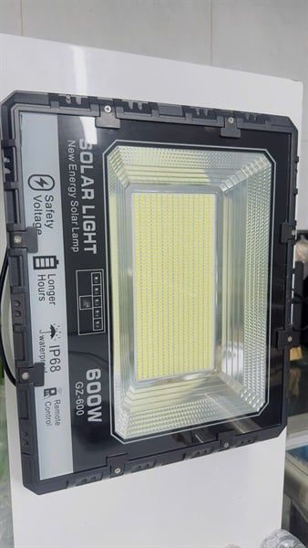 ĐÈN N.LƯỢNG MẶT TRỜI 1000W- IP68 -BH 12 THÁNG