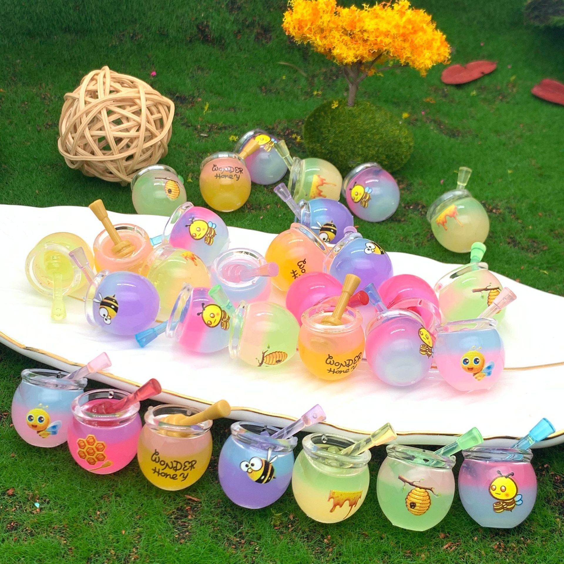  [ORDER] Đập hộp 100 túi mù được cho vào hộp hình thỏi son Lipstick và Cupcake 