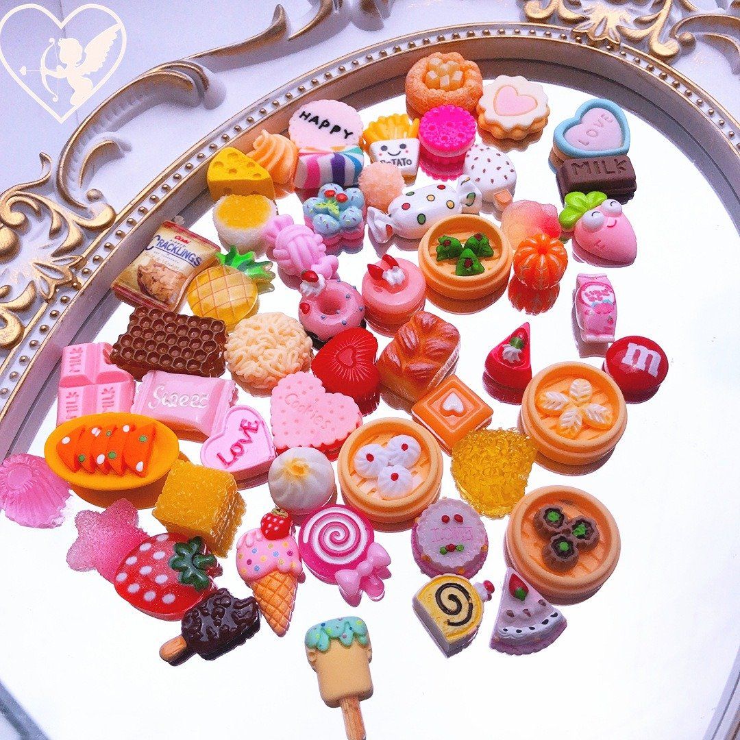  [ORDER] Đập hộp 100 túi mù được cho vào hộp hình thỏi son Lipstick và Cupcake 