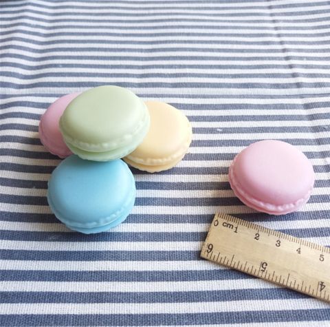  [GIAO HÀNG 7-25 NGÀY] 50 Hộp đựng trang sức, bông tai khuyên tai hoặc phụ kiện hoặc tai nghe hình bánh Macaron PK1713 