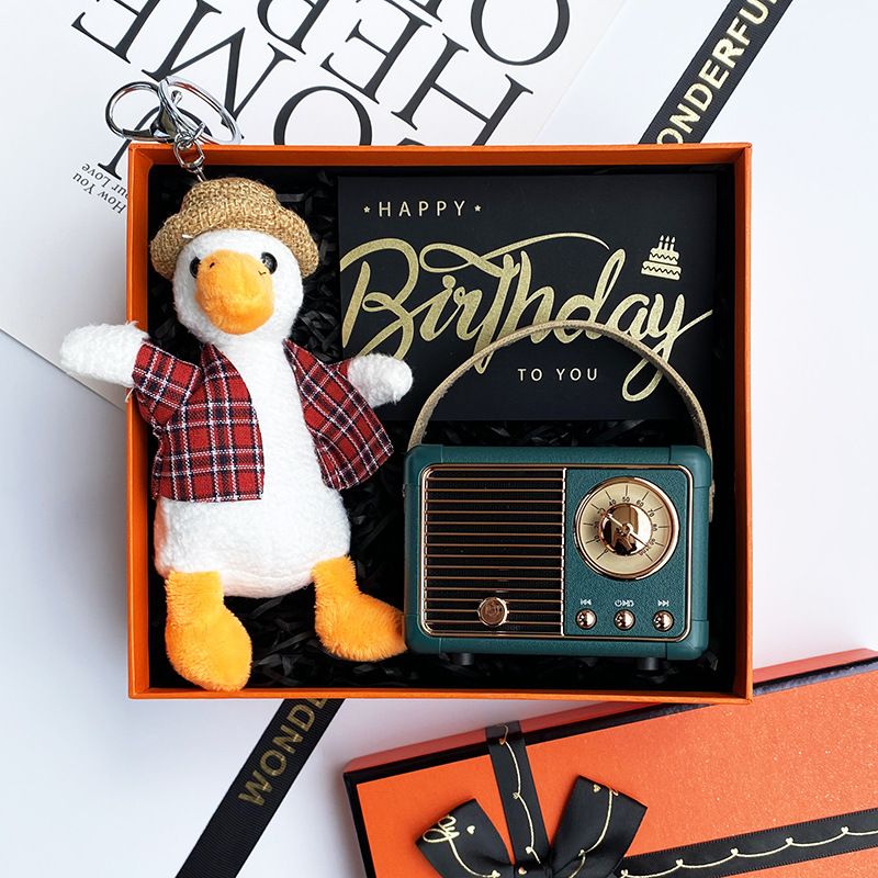  [ORDER]Quà sinh tặng bạn thân, bạn gái, bạn trai. Hộp quà loa Bluetooth retro cao cấp, sang trọng PK250021 