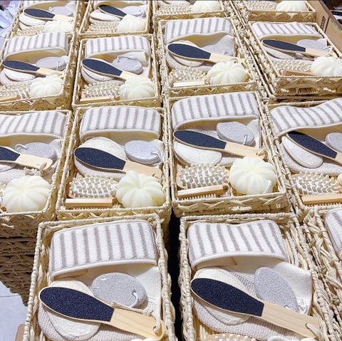  Bộ quà tặng tắm 9 món dưỡng sinh cao cấp – Set ngoại thương sang trọng  PK250038 