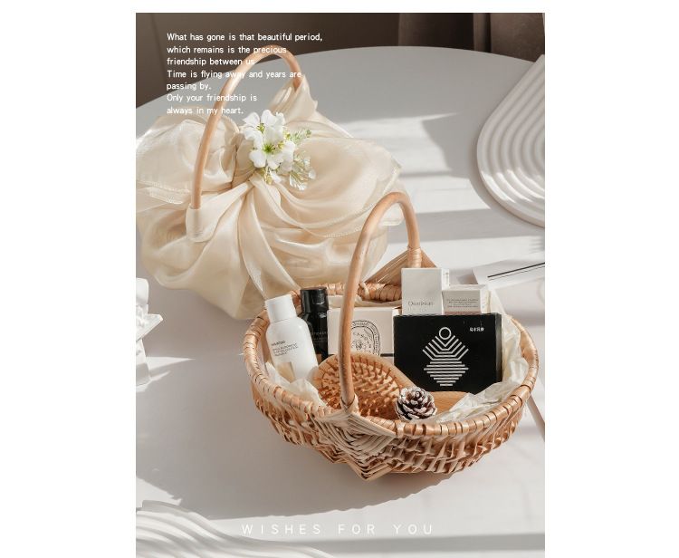  (ORDER)Giỏ quà xách tay nàng thơ kèm voan xinh xắn PK250018 