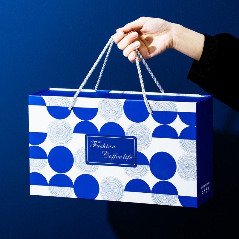  Bộ Tách Cà Phê Đĩa Sứ Màu Xanh Klein – Quà Tặng Doanh Nghiệp Cao Cấp PK250053 [HÀNG ORDER 5-7 NGÀY | ÁP DỤNG ĐƠN TỪ 2 TRIỆU | CÓ THỂ IN LOGO] 