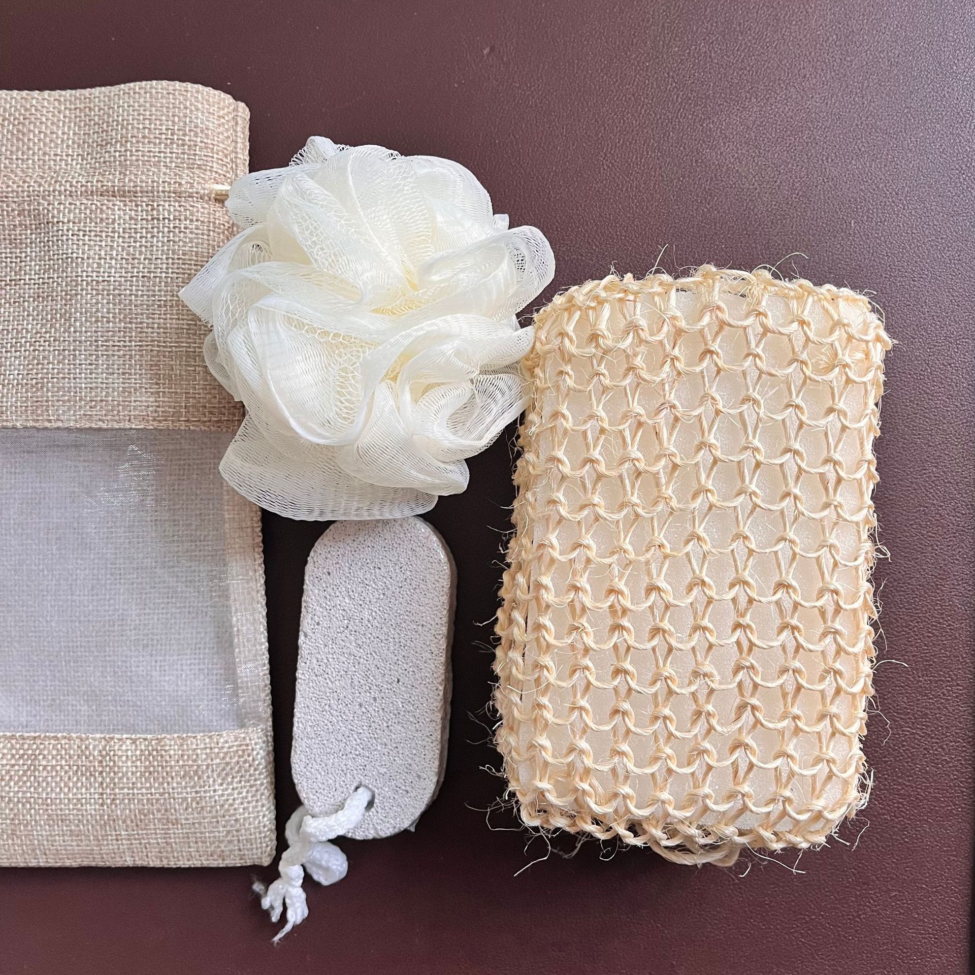  Bộ quà tặng tắm 3 món  – Tiện ích & sang trọng  PK250039 