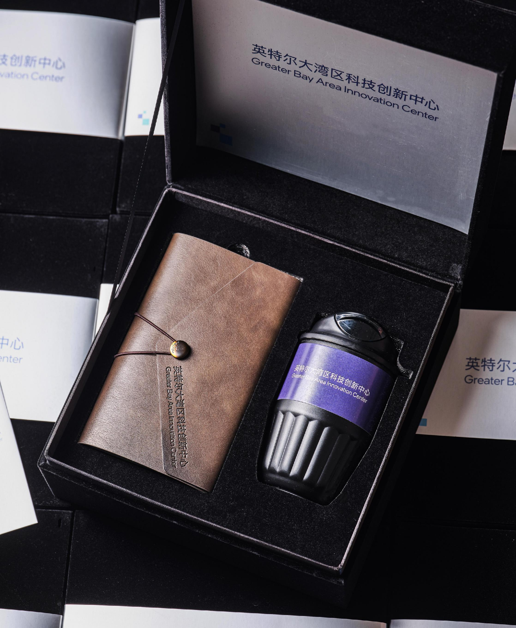  [ORDER] Hộp quà sang trọng 3in 1  PK250008 