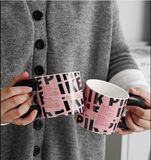  Ly Sứ Phiên Bản Black Pink cực kì dễ thương PK250027 [HÀNG ORDER 5-7 NGÀY | ÁP DỤNG ĐƠN TỪ 2 TRIỆU | CÓ THỂ IN LOGO] 