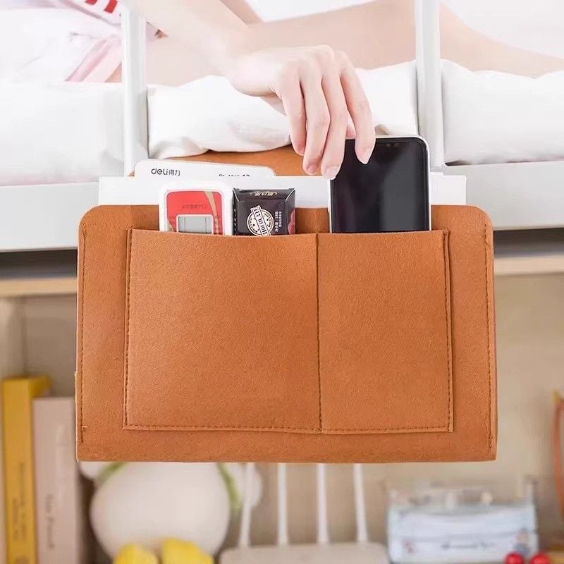  Túi Treo Đầu Giường Bằng Nỉ Màu Be, Xám, Nâu - Túi Đựng Điện Thoại, Đồ Lặt Vật, Điều Khiển TV, Trang Trí Phòng Ngủ [GIAO HÀNG 2-10 NGÀY | SỈ TỪ 2 TRIỆU | CÓ THỂ IN LOGO] 