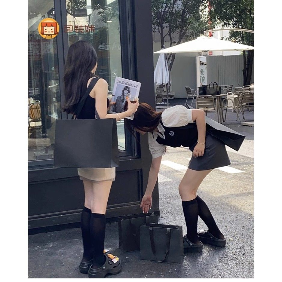  Túi Giấy Đeo Vai Màu Đen Dày Dặn - Túi Đóng Gói Quà Tặng Cửa Hàng Quần Áo, Bán Buôn Xuất Khẩu, Có Thể Dập Nóng Logo [GIAO HÀNG 2-10 NGÀY | SỈ TỪ 2 TRIỆU | CÓ THỂ IN LOGO] 