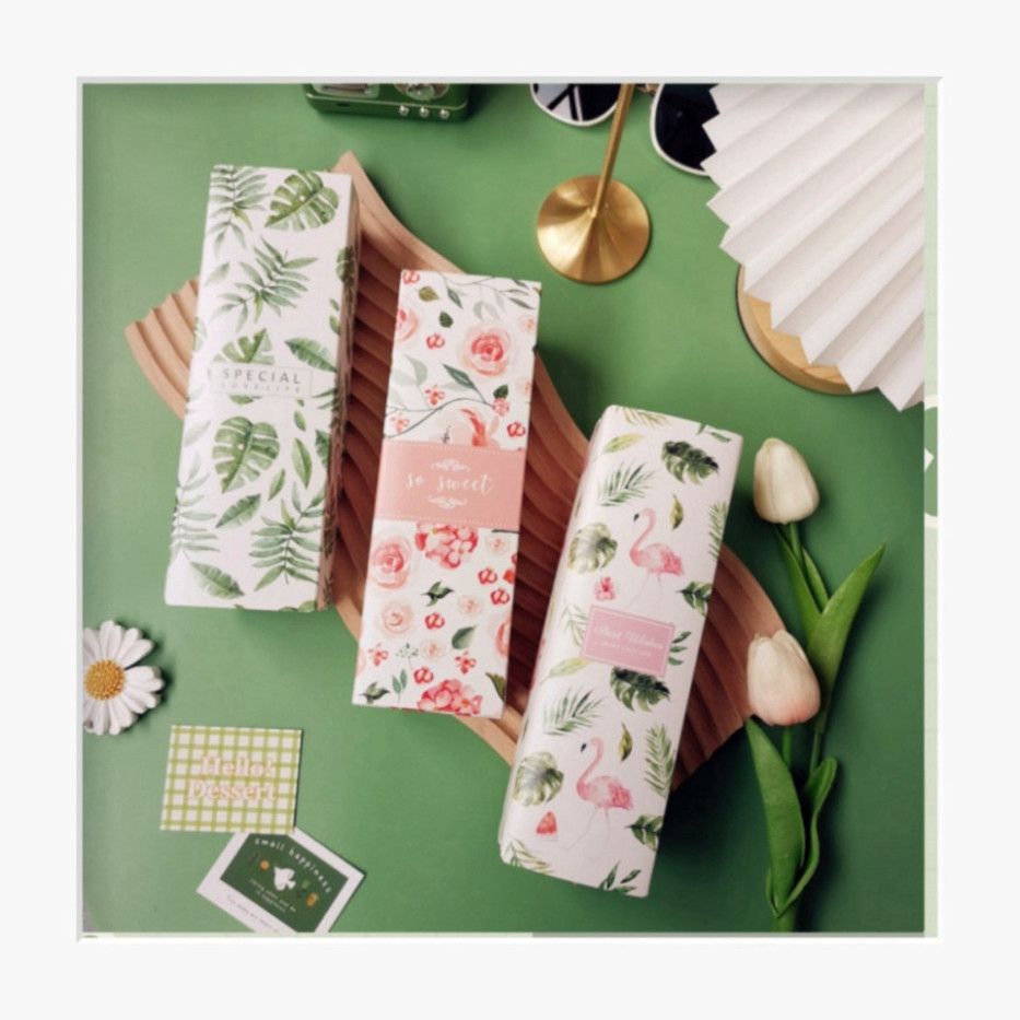  ```Hộp quà hình chữ nhật Classy, họa tiết đa dạng, hoàn hảo cho nước hoa, sô cô la, bánh ngọt Q689``` 