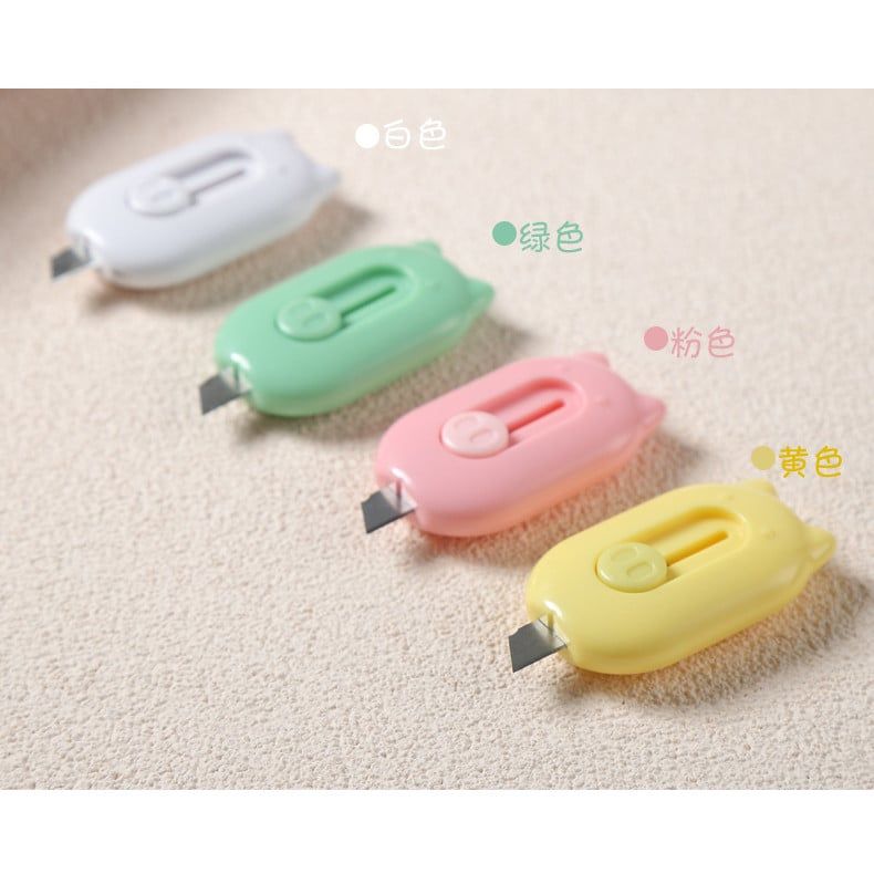  Dao Rọc Giấy Hình Heo Con Mini Nhiều Màu - Dao Cắt Giấy, Mở Thùng Hàng Tiện Lợi Dành Cho Học Sinh, Văn Phòng [GIAO HÀNG 2-10 NGÀY | SỈ TỪ 2 TRIỆU | CÓ THỂ IN LOGO] 