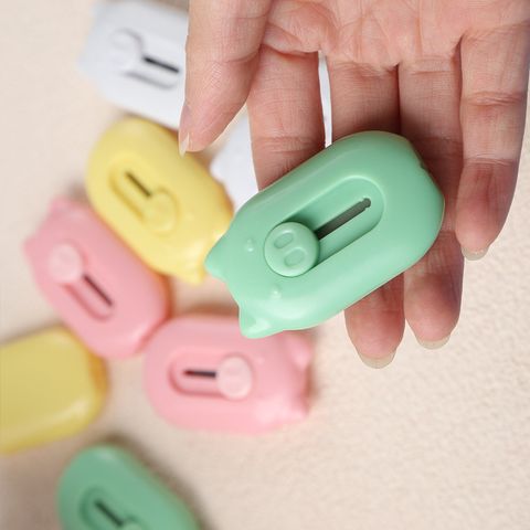  Dao Rọc Giấy Hình Heo Con Mini Nhiều Màu - Dao Cắt Giấy, Mở Thùng Hàng Tiện Lợi Dành Cho Học Sinh, Văn Phòng [GIAO HÀNG 2-10 NGÀY | SỈ TỪ 2 TRIỆU | CÓ THỂ IN LOGO] 